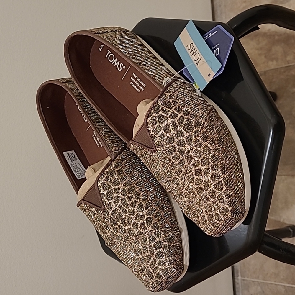 Tom's Shoes